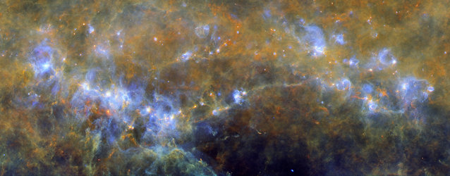 Star formation on filaments in RCW106