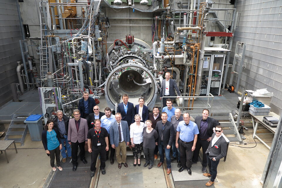Test readiness review team at P3.2 test bench
