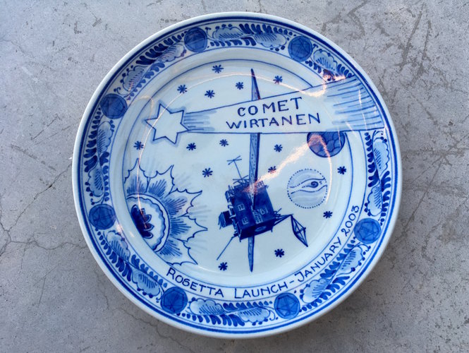 Comet 46P Delft porcelain plate