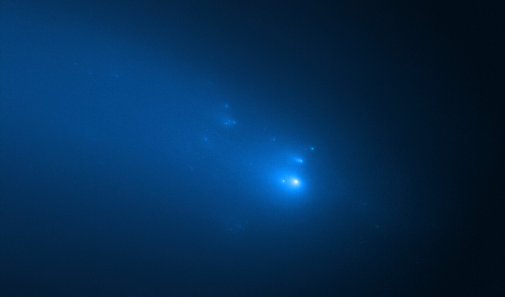 Hubble observation of Comet ATLAS on 23 April 2020