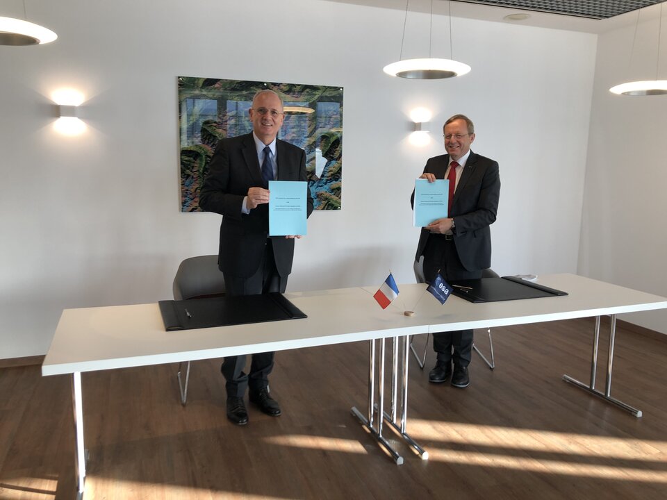 Signature du contrat ESERO-France le 23 juin 2020
