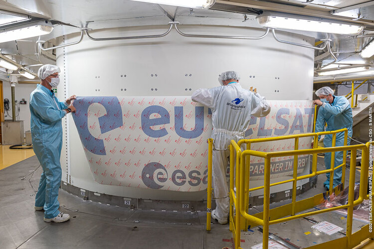 ESA logo is applied to the fairing of the launcher of the Eutelsat Quantum satellite