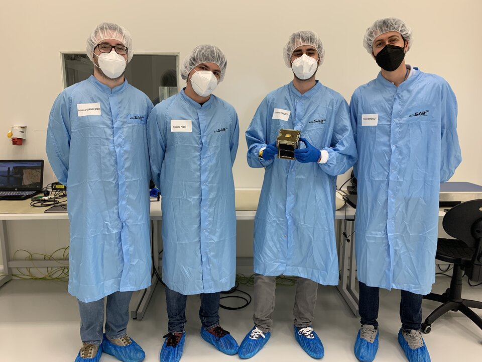 Members of the LEDSAT team in the cleanroom