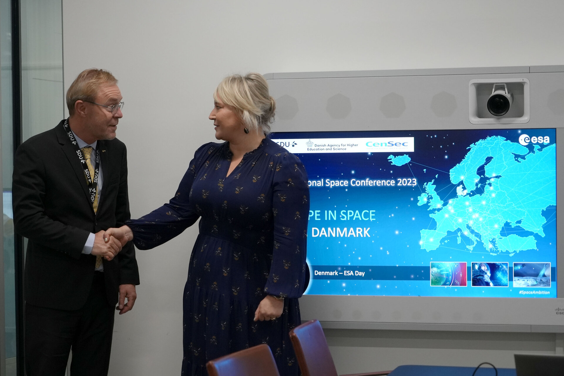Bilateral meeting. Christina Egelund, Minister of Higher Education and Science of Denmark, and Toni Tolker-Nielsen, Acting Director of Space Transportation in ESA