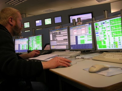 ESA's ESTRACK Control Room at ESOC, Darmstadt Credit: ESA