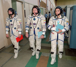 Claudie Haigneré with fellow Andromède mission crew members