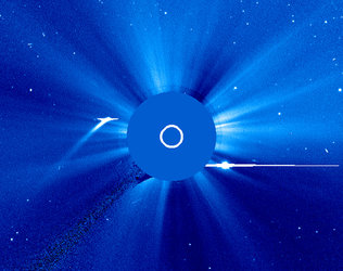 Komeet Machholz 1 werd door SOHO op 8 januari 2002 opgemerkt in de buurt van de zon