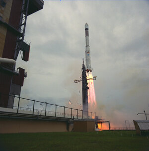 Ariane 1 V14 launch with Giotto 