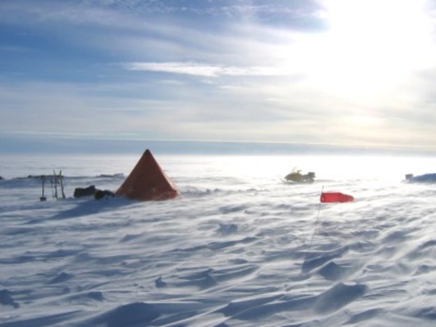 Scientists confront the challenges of the Arctic in support of ESA's ...