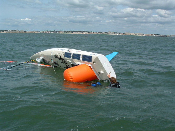 Windsurf airbag system based on ESA technology