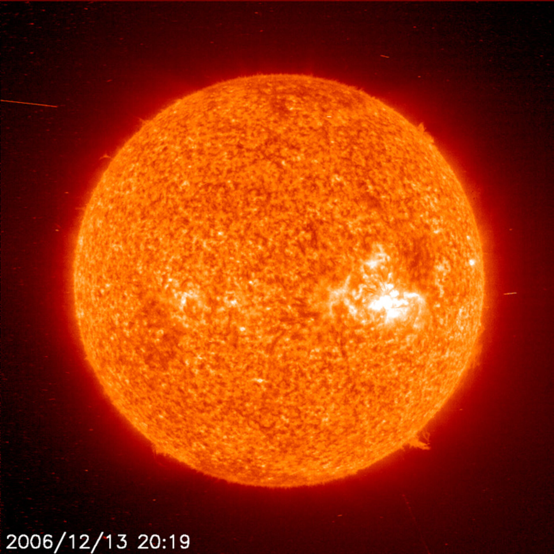 ESA - ESA mission controllers react to solar flare