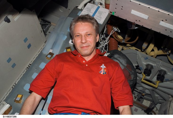 Thomas Reiter inside Space Shuttle Discovery