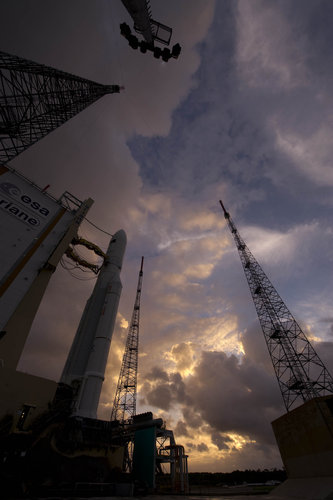 Ariane 5 enclosing Herschel and Planck at launch pad