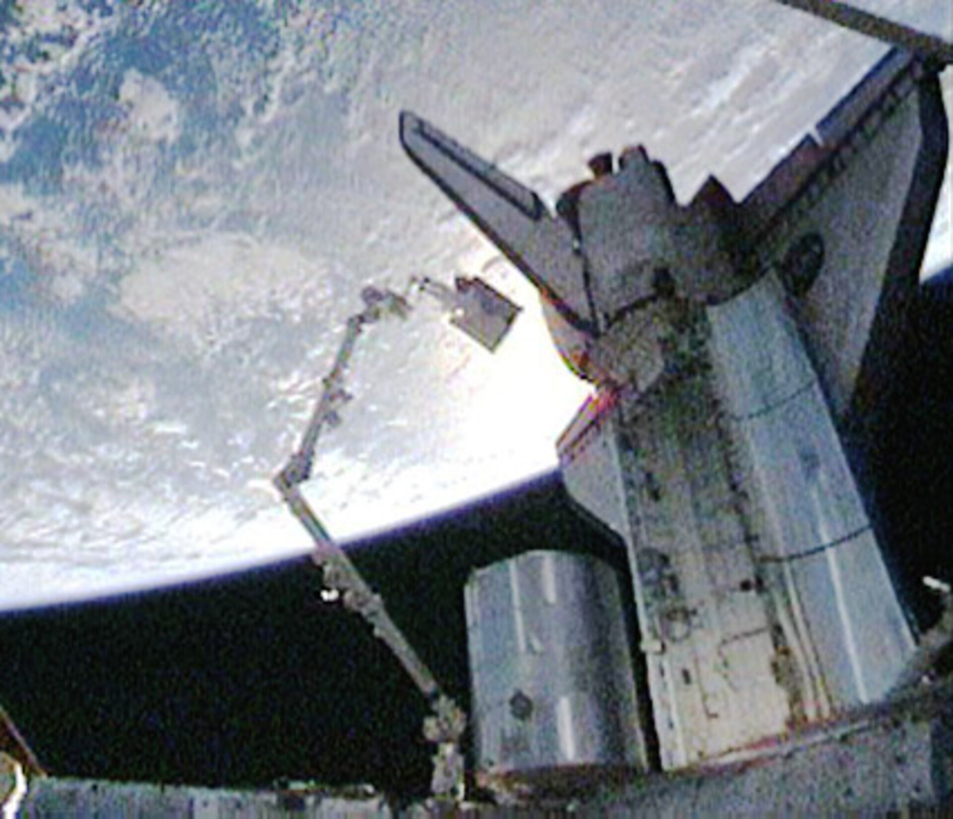 nasa shuttle robotic arm