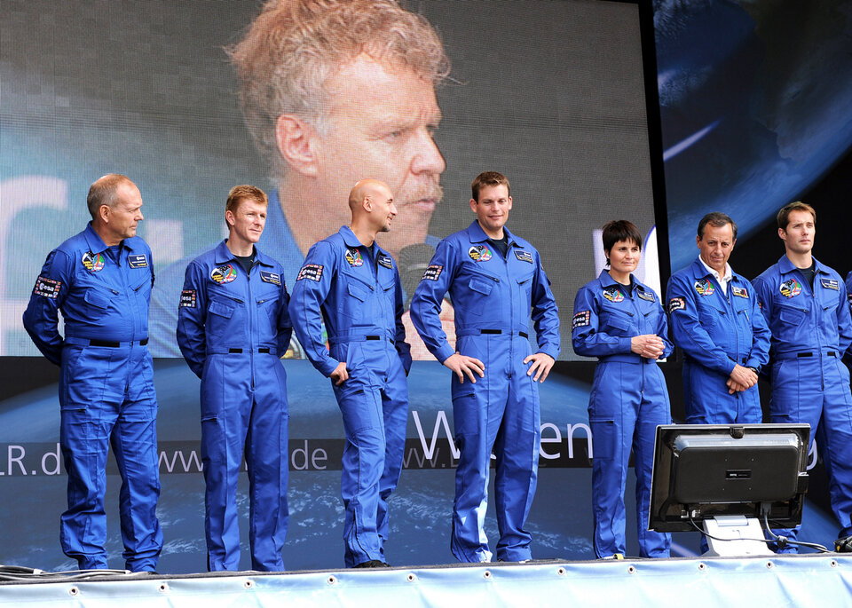 Meet the astronauts