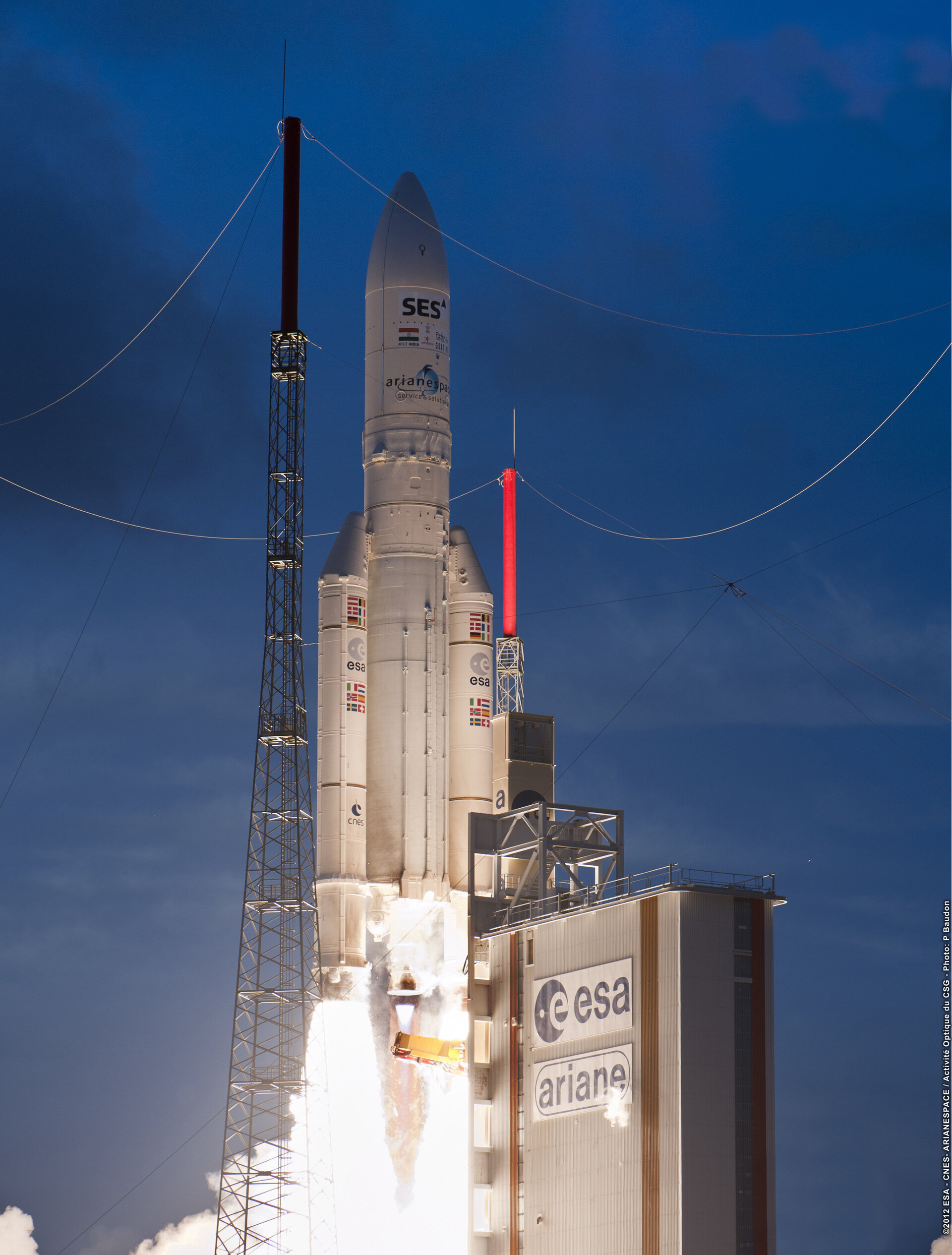  Lancering van een Ariane 5-raket in Kourou, Frans Guyana