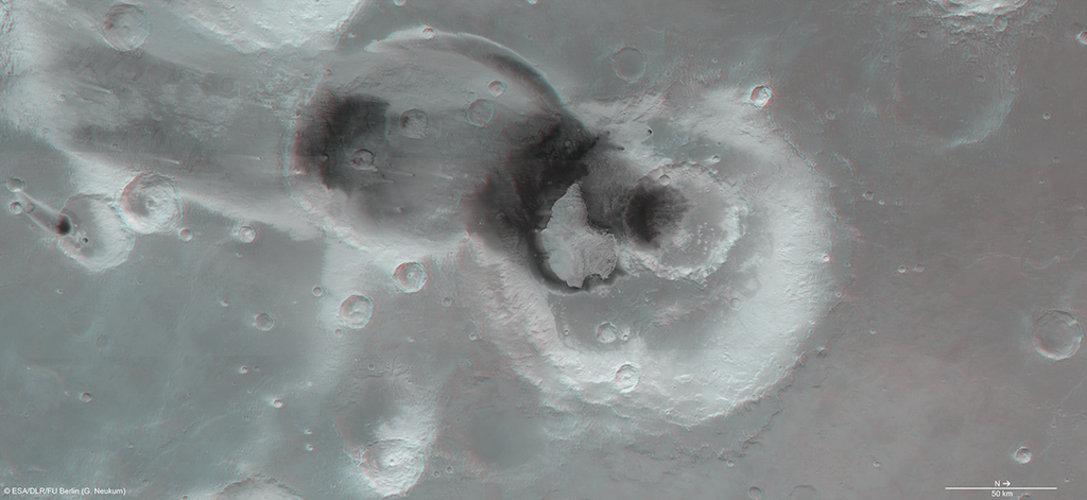 Becquerel crater in 3D