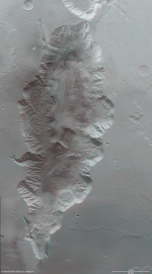 Hebes Chasma in 3D