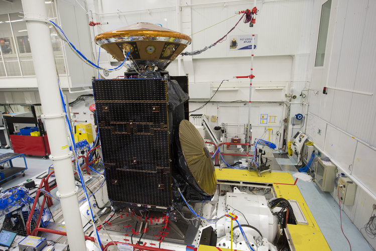 ExoMars TGO and EDM modules during vibration testing