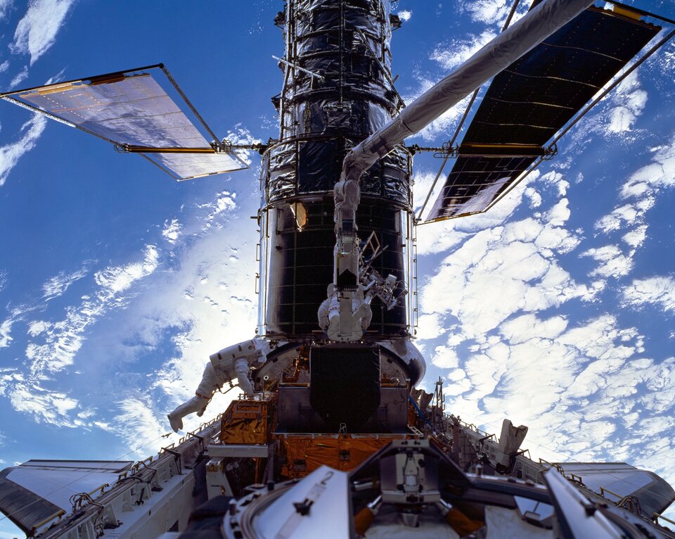 Claude Nicollier op de Hubble