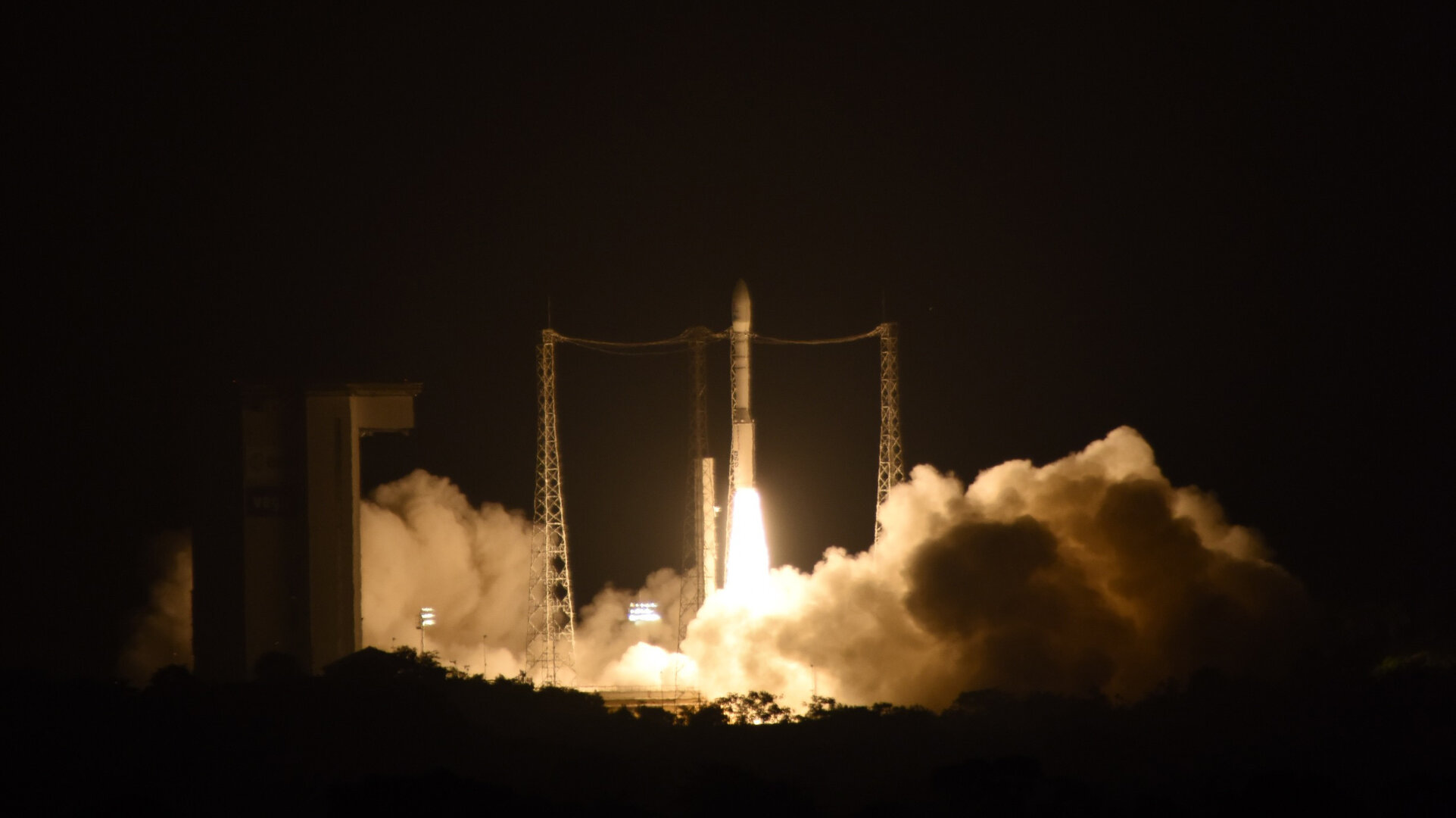 Lift-off! Vega VV06 brengt LISA Pathfinder naar de ruimte