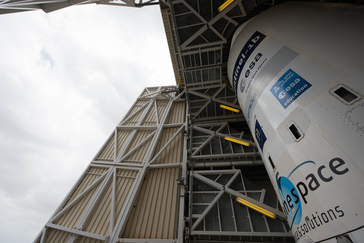 Soyuz VS14 in the mobile gantry