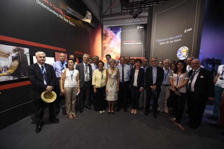 Jean Max Puech and Magali Vaissiere show Jean-Luc Moudenc the ESA Pavilion