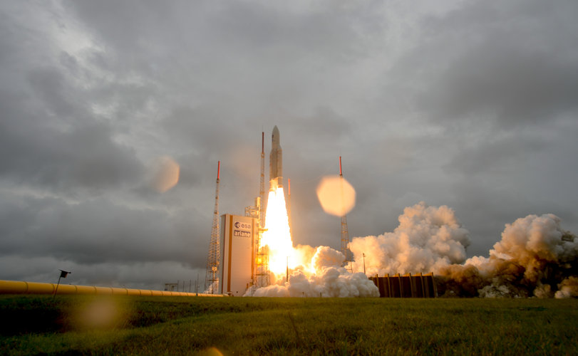 Galileo lifts off