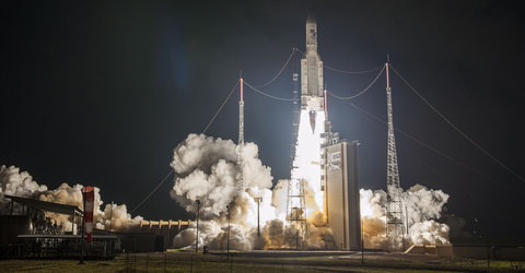 Ariane 5 V243 100th launch - 2