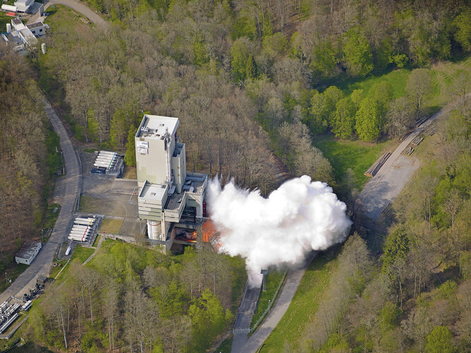 P5 testing facility at DLR Lampoldshausen