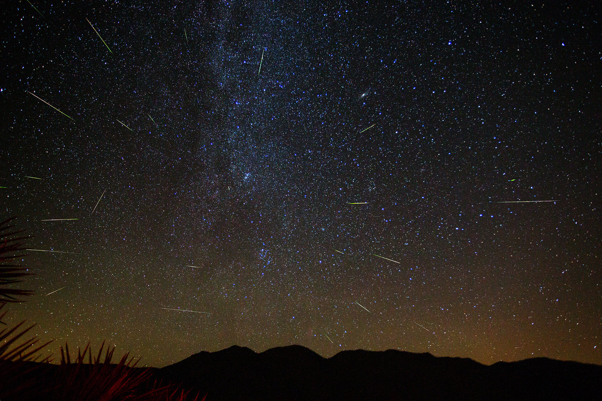 ESA - Comet Swift-Tuttle is responsible for the annual Perseids meteor ...