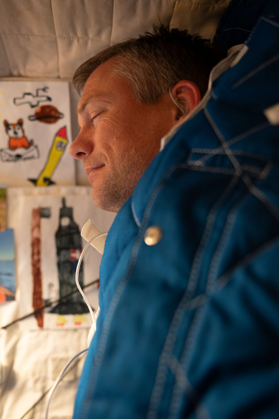 Andreas with the Sleep-in-Orbit in-ear monitors in his sleeping quarters. 