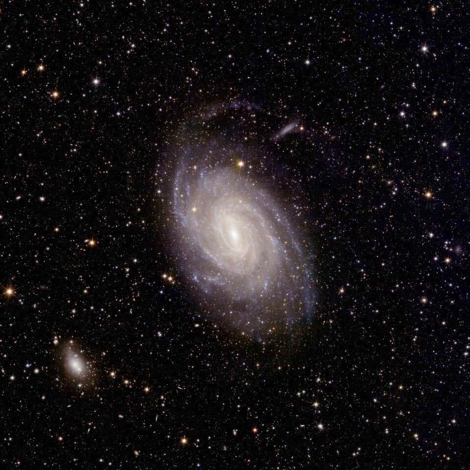 Euclid's nieuwe afbeelding van spiraalstelsel NGC 6744