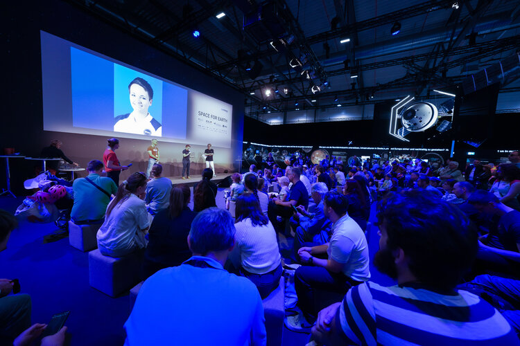 Second public day of ILA 2024 - Talk with ESA reserve astronaut Amelie Schoenenwald.