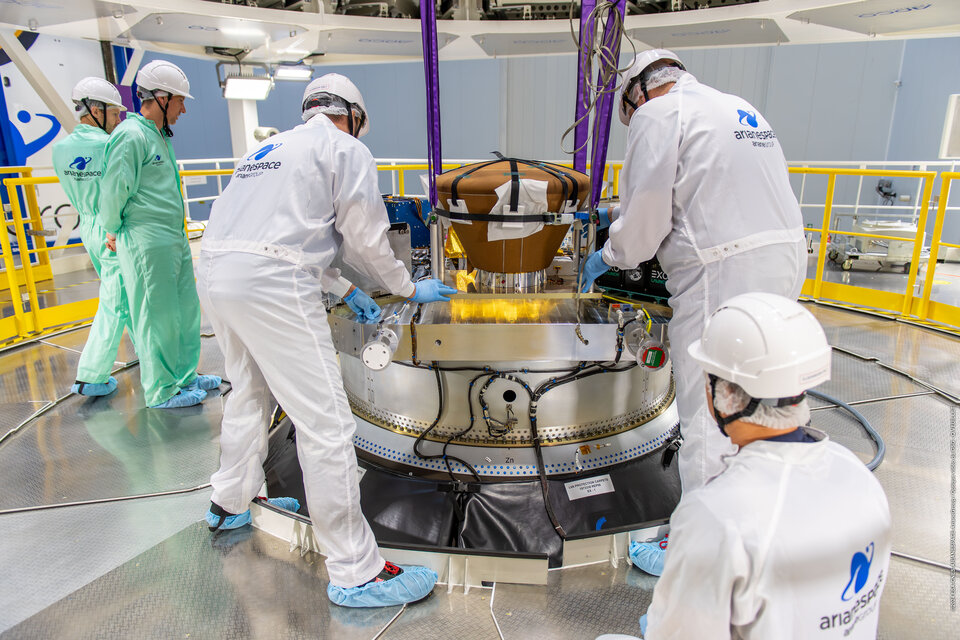 Installing Nyx Bikini on Ariane 6