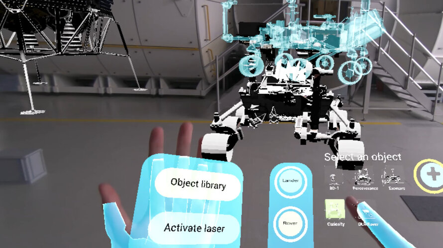 Mixing realities for lunar exploration