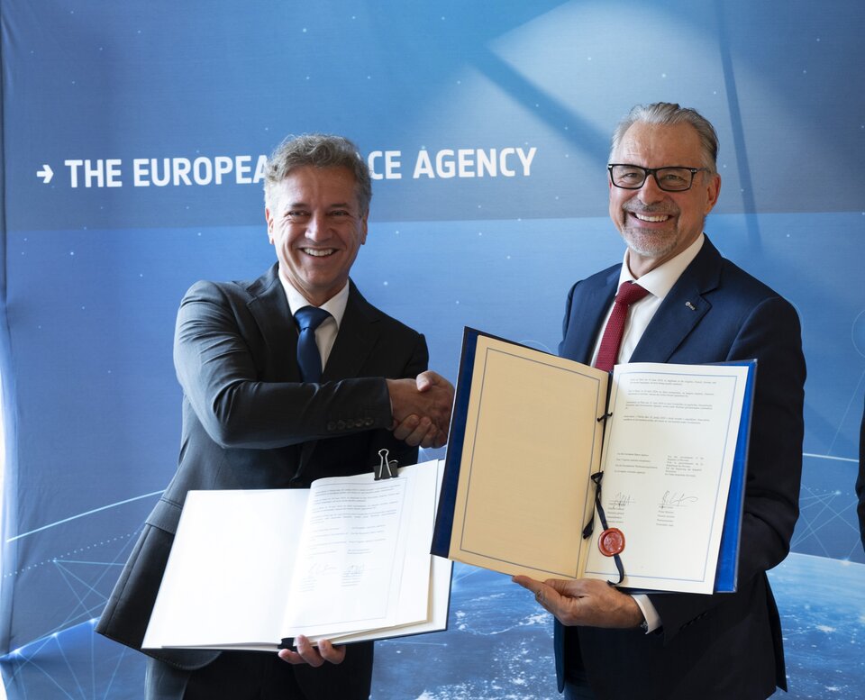 Slovenian Prime Minister and ESA Director General 