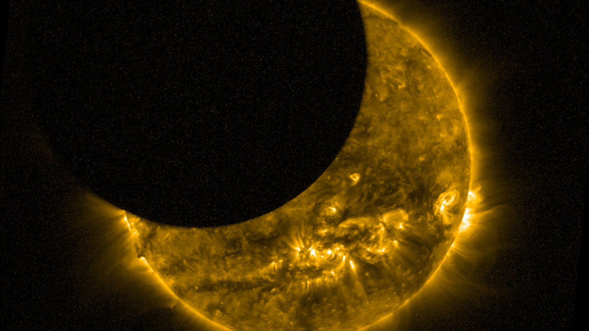 Partial Solar Eclipse Images from Around the World - Universe Today